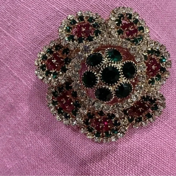 Beautiful multicolour brooch - Picture 1 of 9